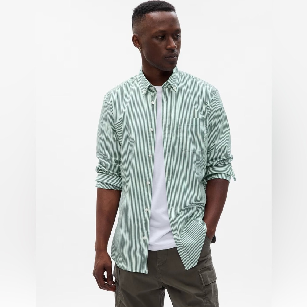 NWT Gap All-Day Poplin Shirt in Standard Fit in green stripe (Men) (L)